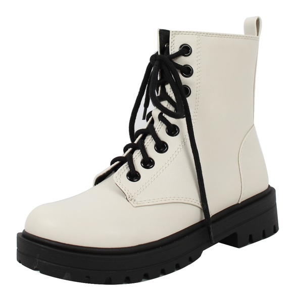 Shoes - Size 5.5 White Faux Leather Combat Lace Up Ankle Boot